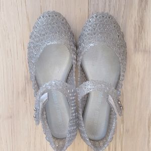 Mini Melissa silver flats